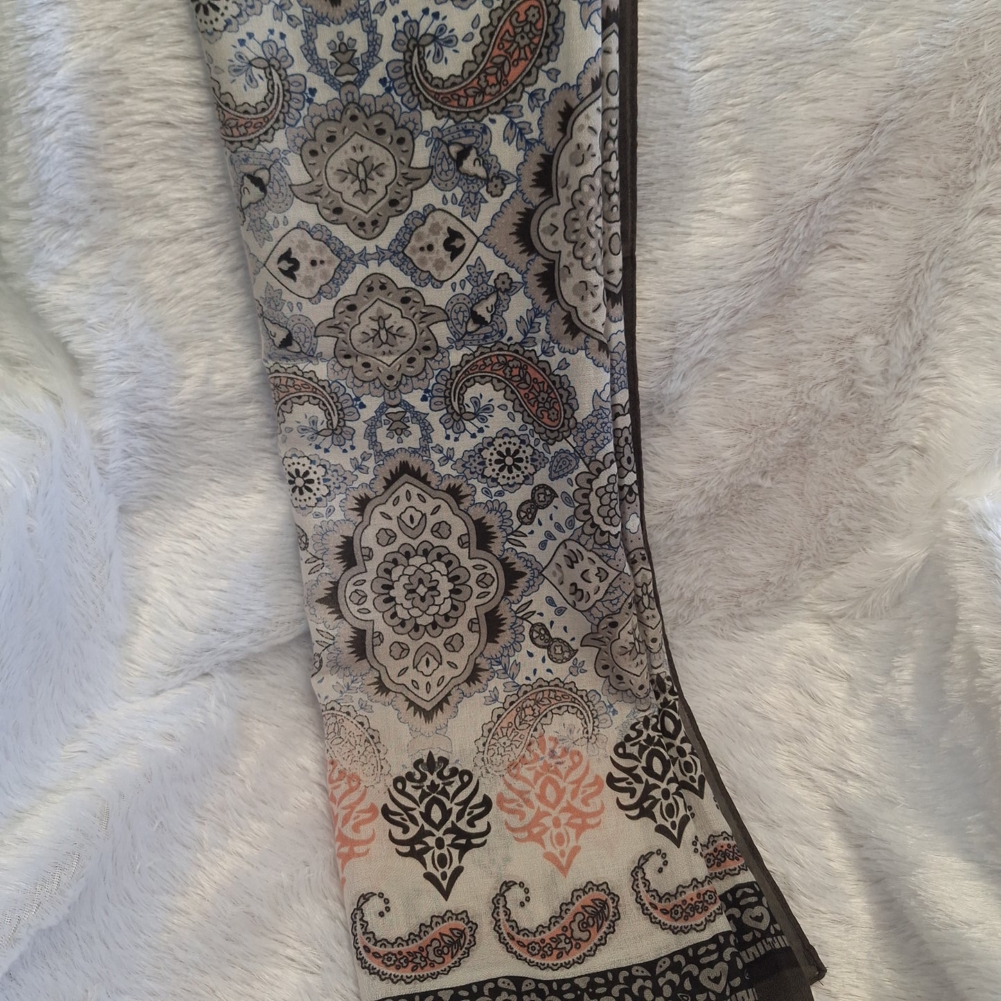 White and Black Small Paisley Print Viscose Scarf