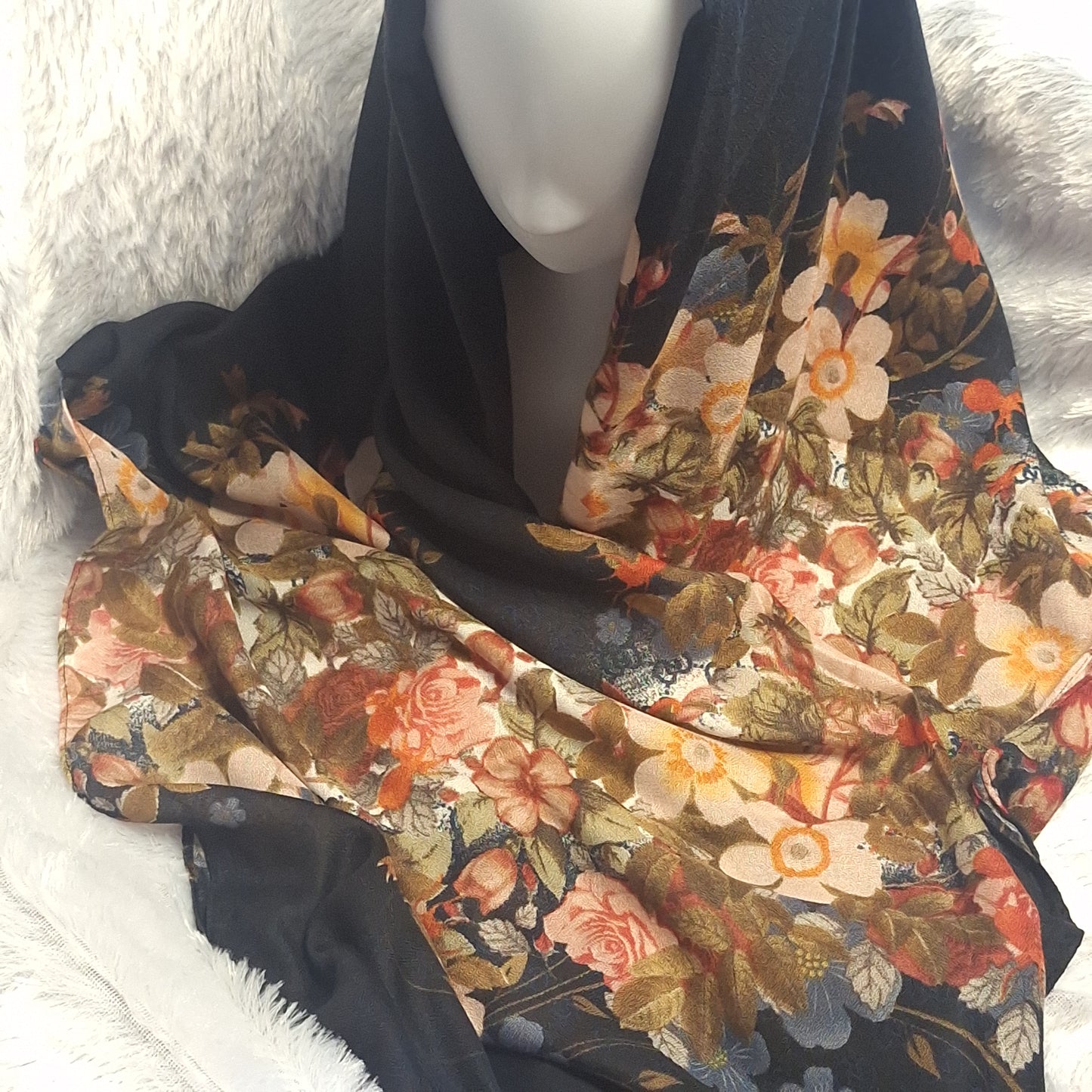 Black Small Floral Print Viscose Stole